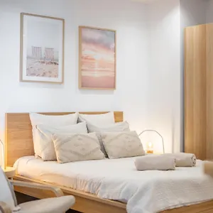 Appartement Bord De « la Petite Ma-line », Cagnes-sur-Mer
